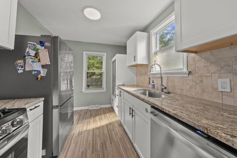 Tiny photo for 1634 E Whittier Street, Columbus, OH 43206 (MLS # 226007022)