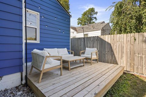 Tiny photo for 1634 E Whittier Street, Columbus, OH 43206 (MLS # 226007022)