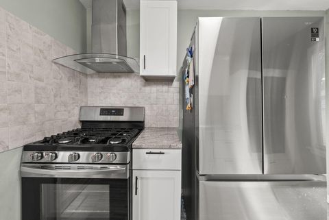 Tiny photo for 1634 E Whittier Street, Columbus, OH 43206 (MLS # 226007022)