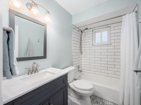 Tiny photo for 6875 Central College Road, New Albany, OH 43054 (MLS # 226001419)