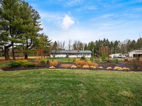 Tiny photo for 6875 Central College Road, New Albany, OH 43054 (MLS # 226001419)