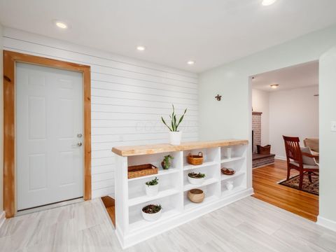 Tiny photo for 6875 Central College Road, New Albany, OH 43054 (MLS # 226001419)