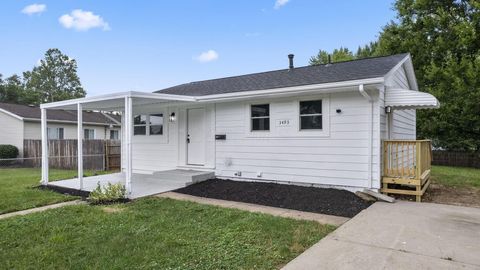 Photo of 3493 Tremaine Road, Columbus, OH 43232 (MLS # 226004731)