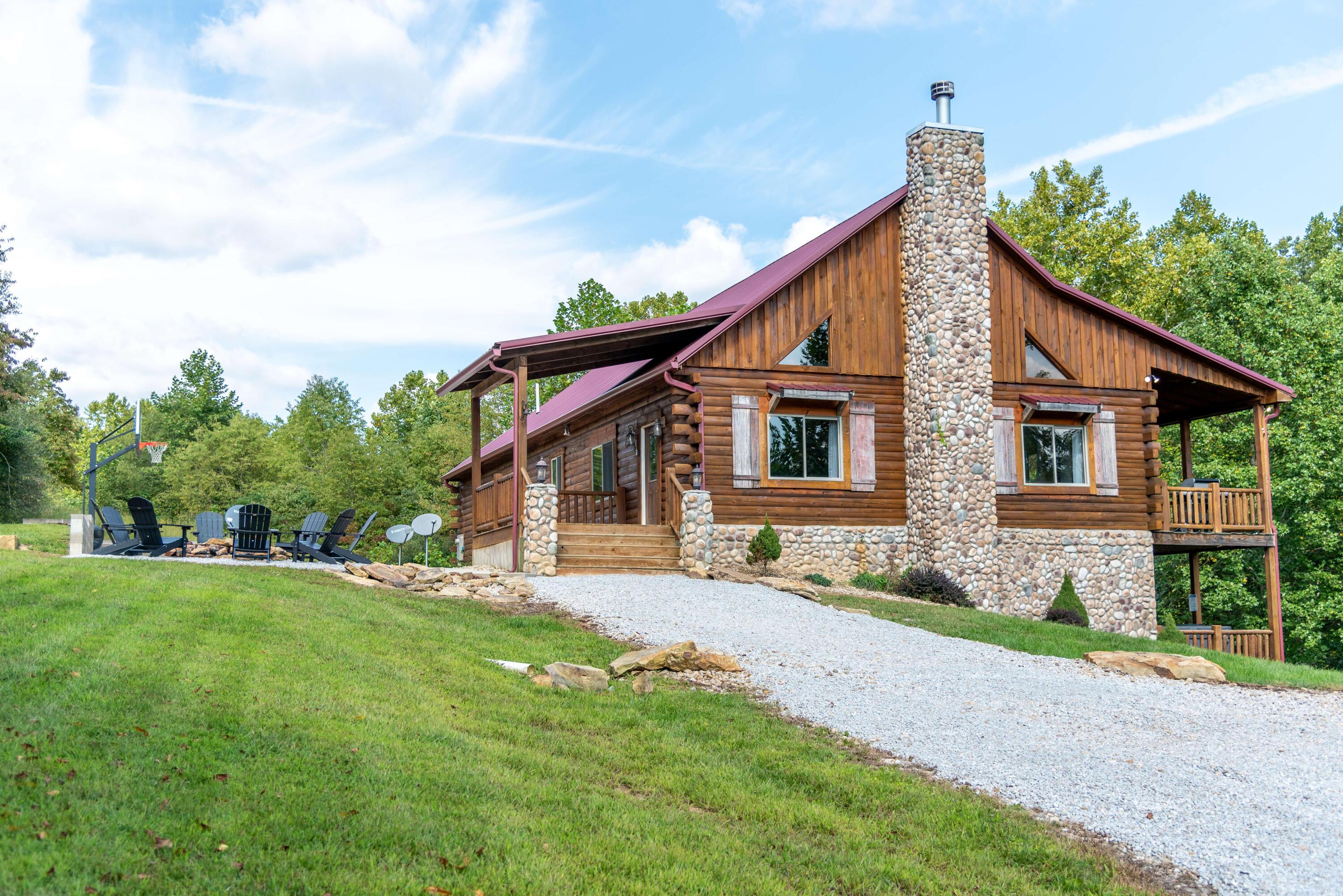 64127 Woodgeard Road