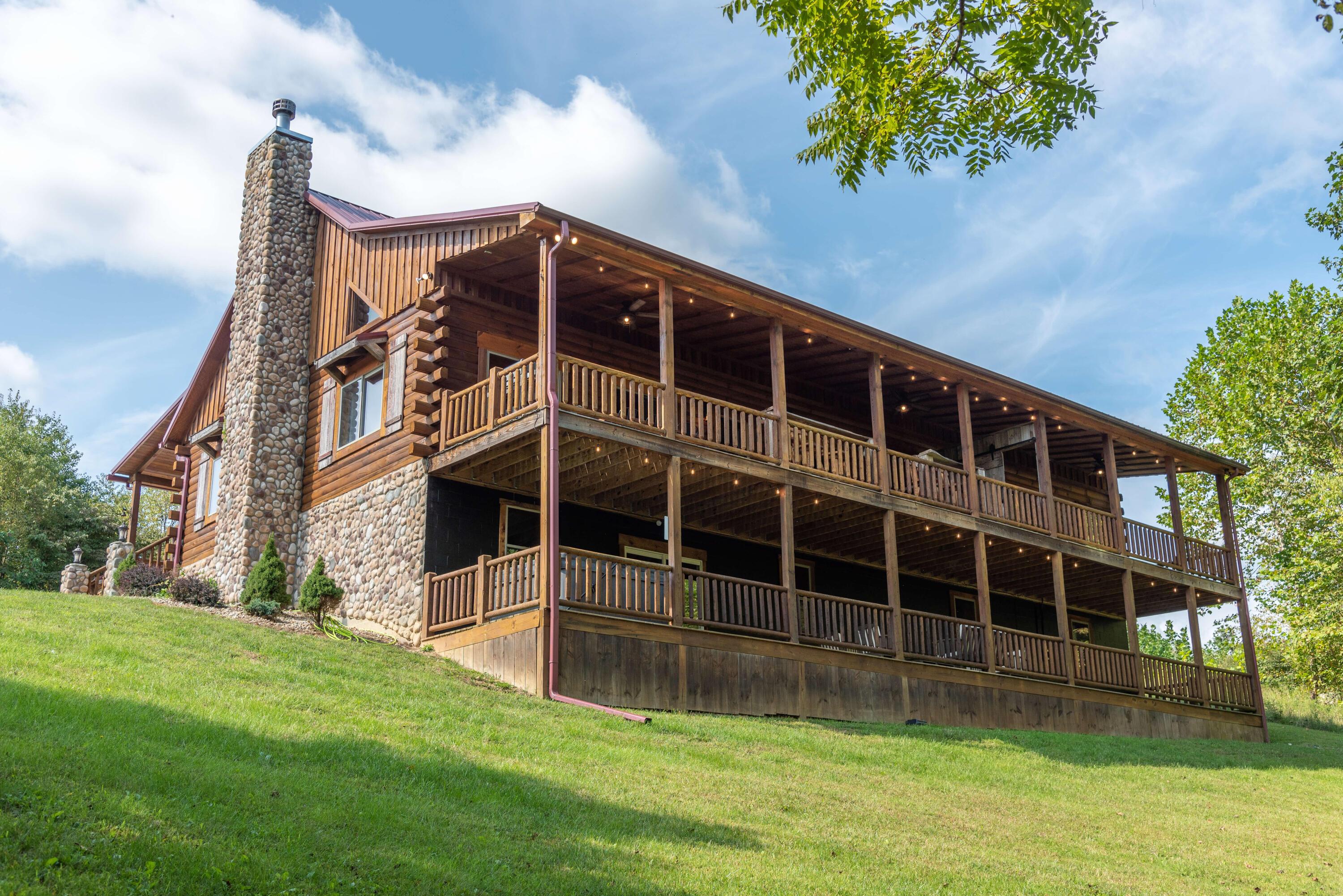 64127 Woodgeard Road