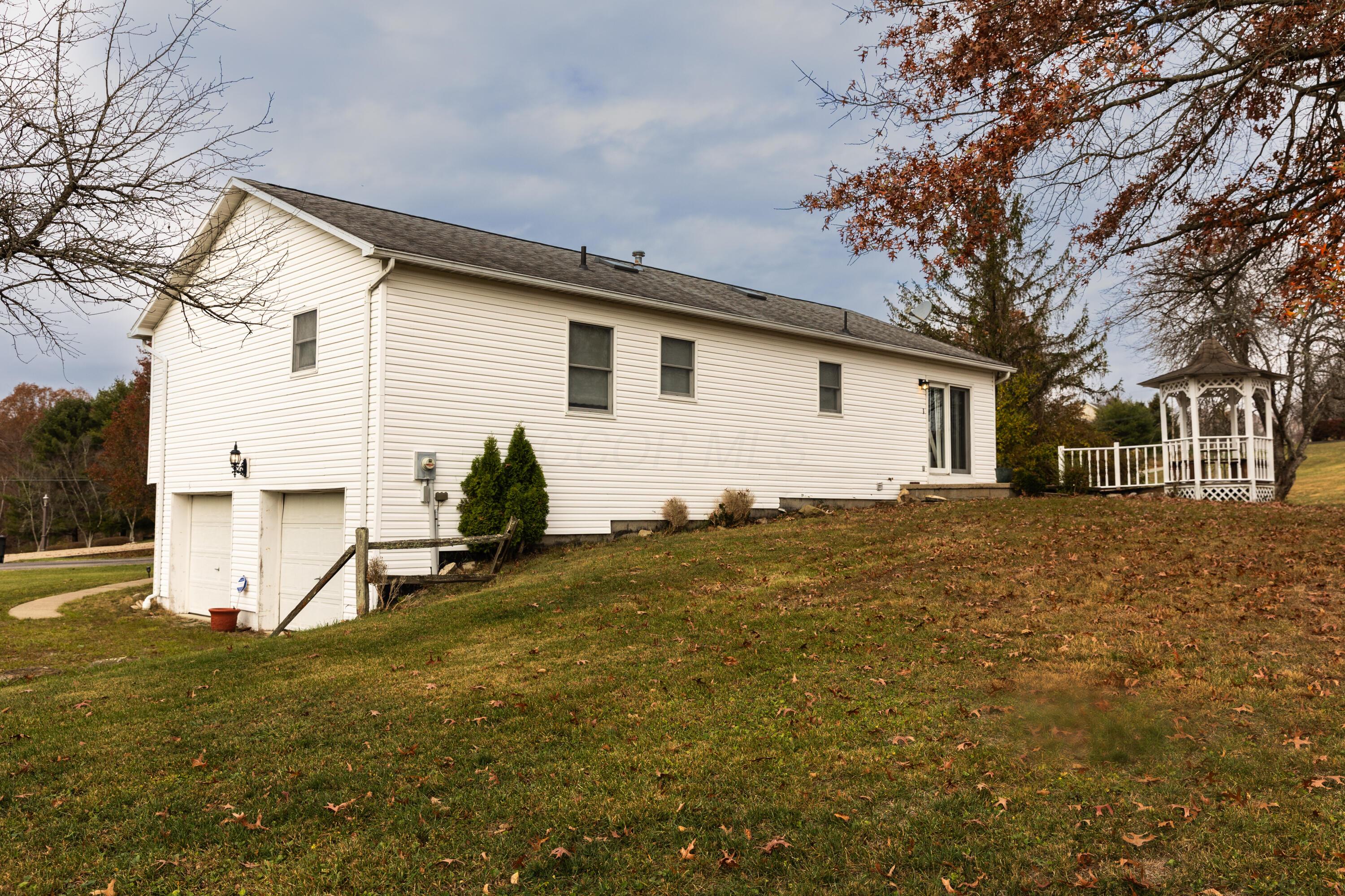 8166 Lavelle Road, Athens, Ohio image 5