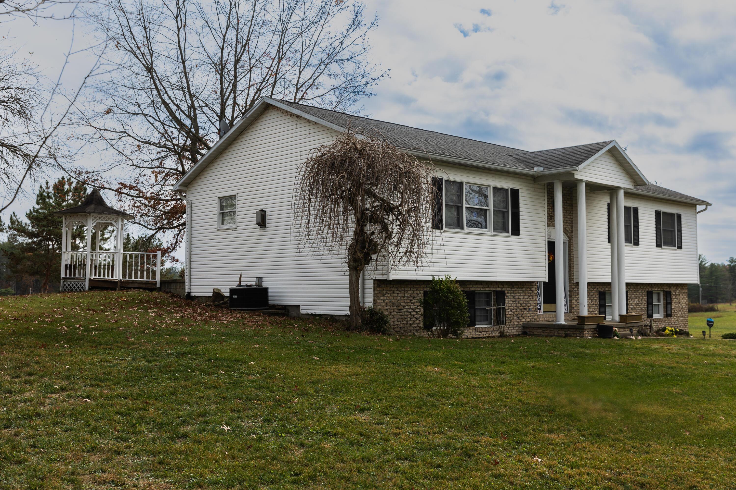 8166 Lavelle Road, Athens, Ohio image 3