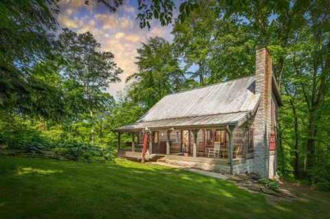 Photo of 9757 Old Delaware Road, Mount Vernon, OH 43050 (MLS # 226011822)