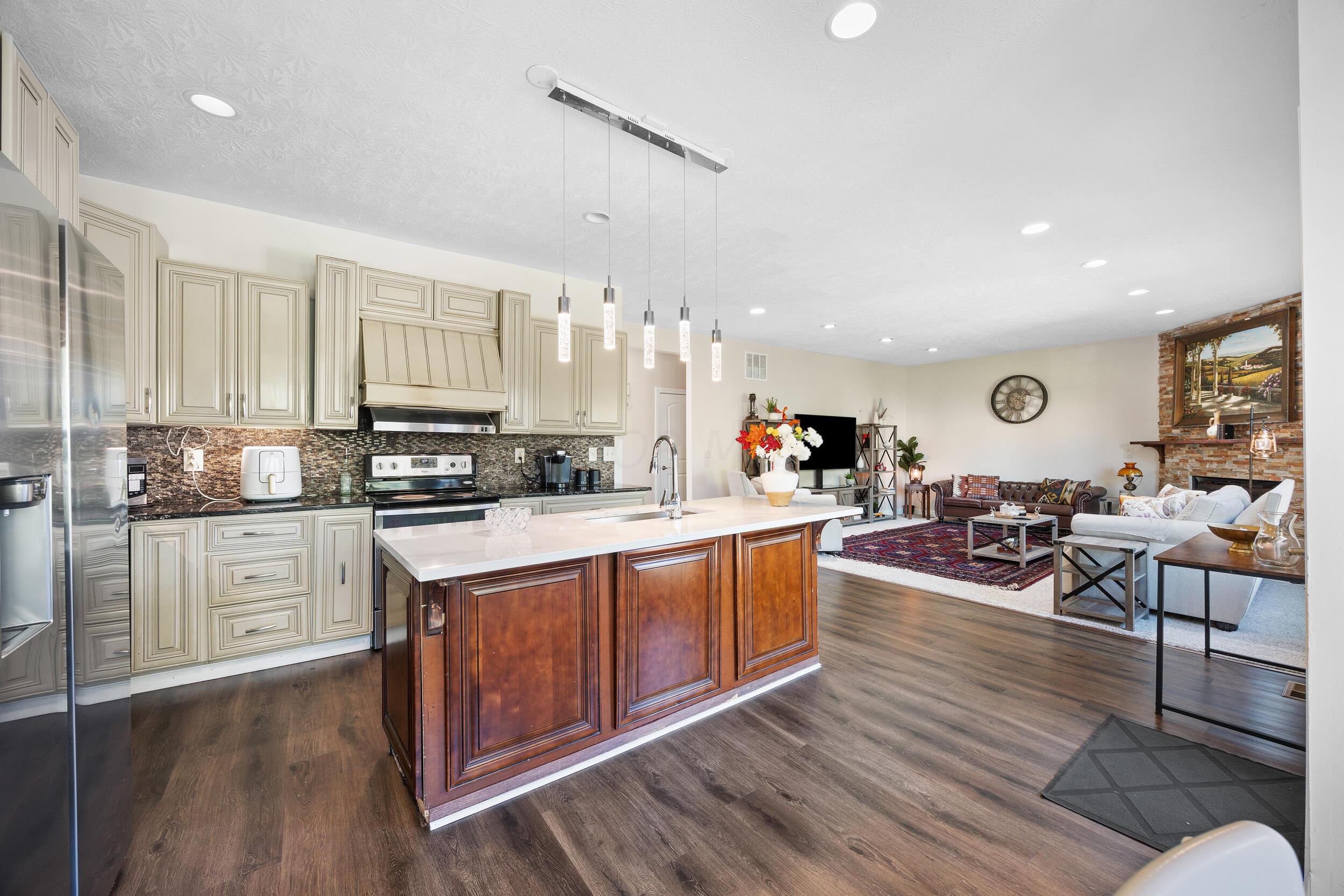 5042 Silver Woods Lane, Dublin, Ohio image 13