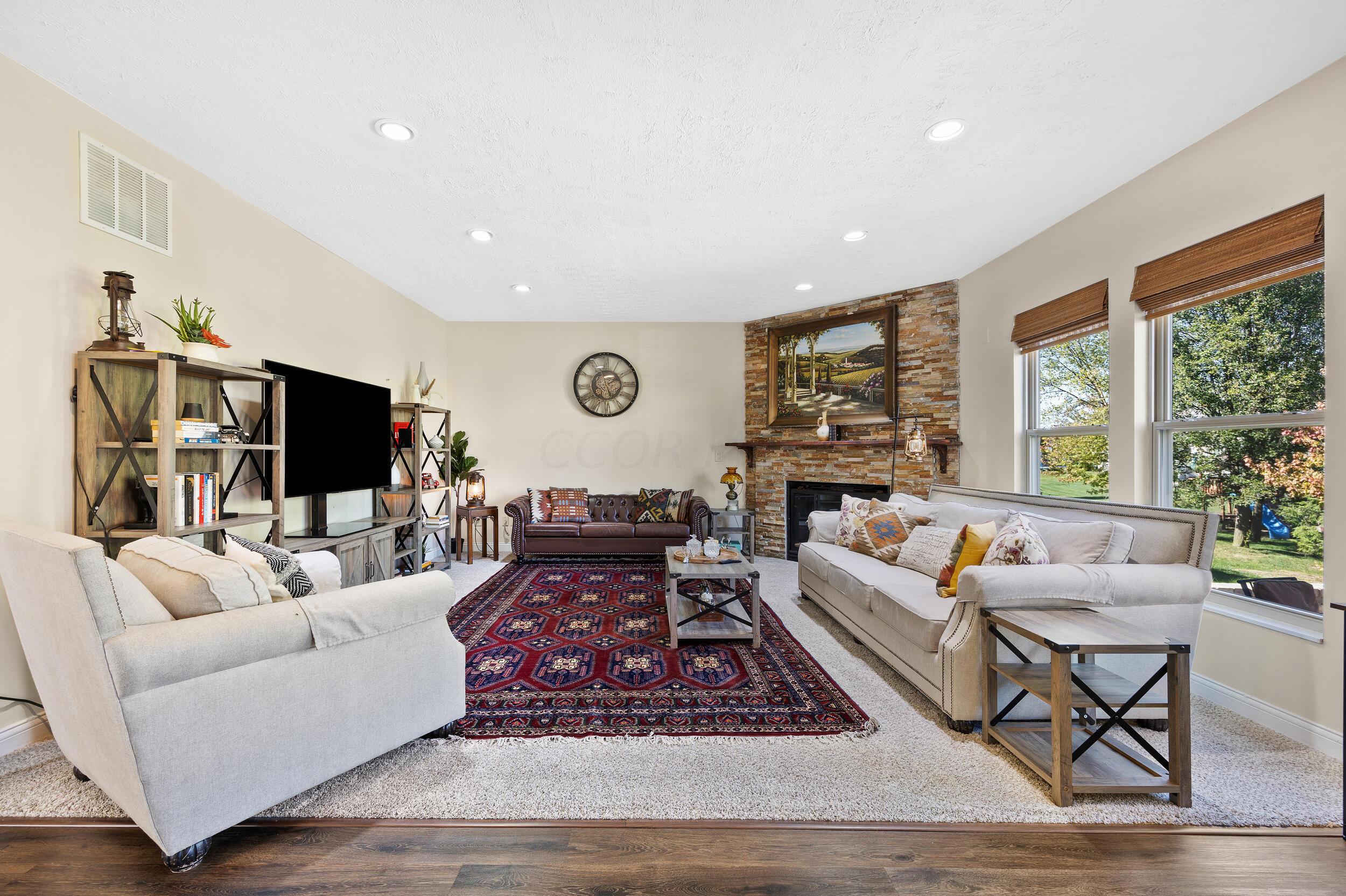 5042 Silver Woods Lane, Dublin, Ohio image 18