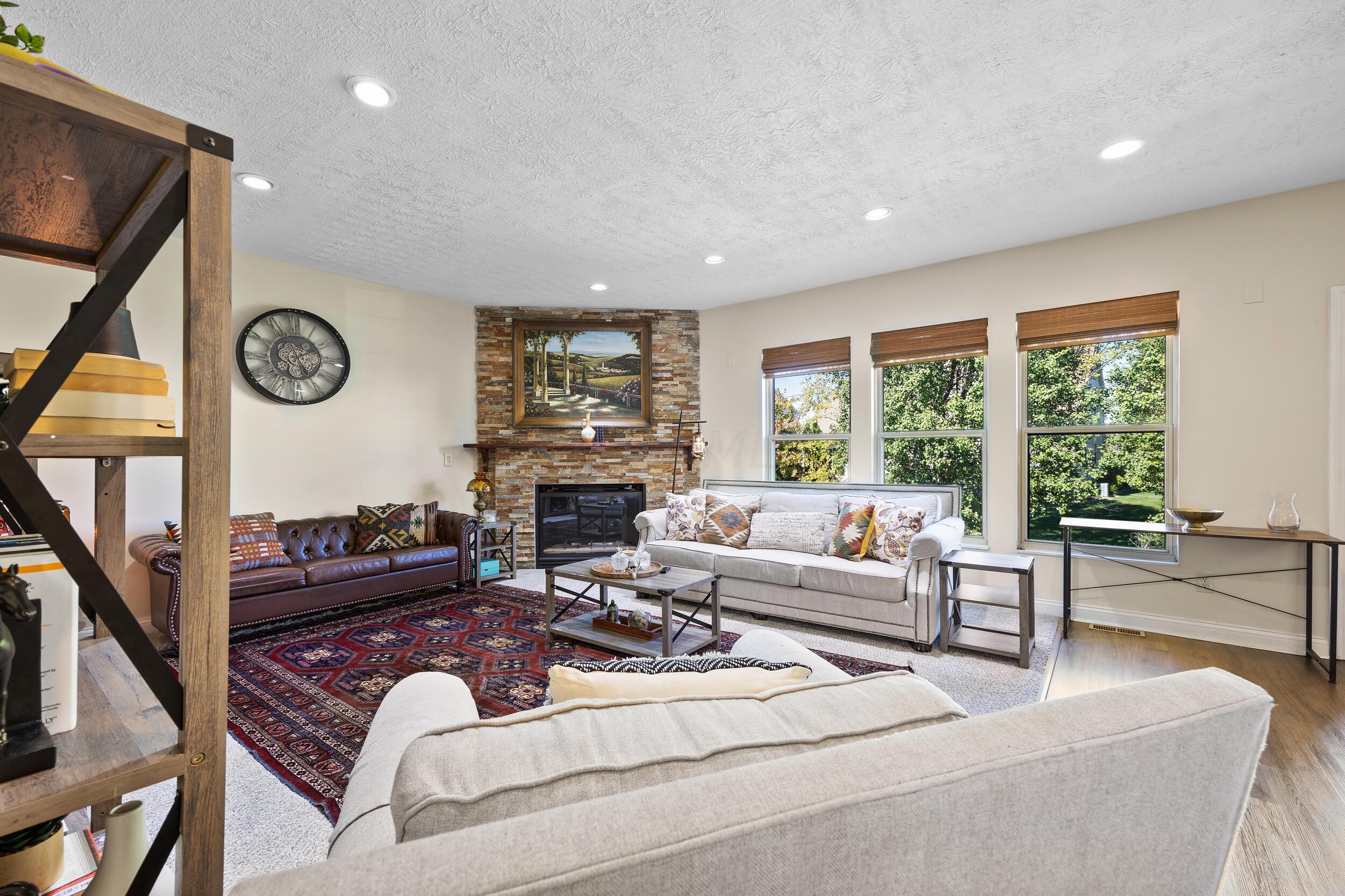 5042 Silver Woods Lane, Dublin, Ohio image 17