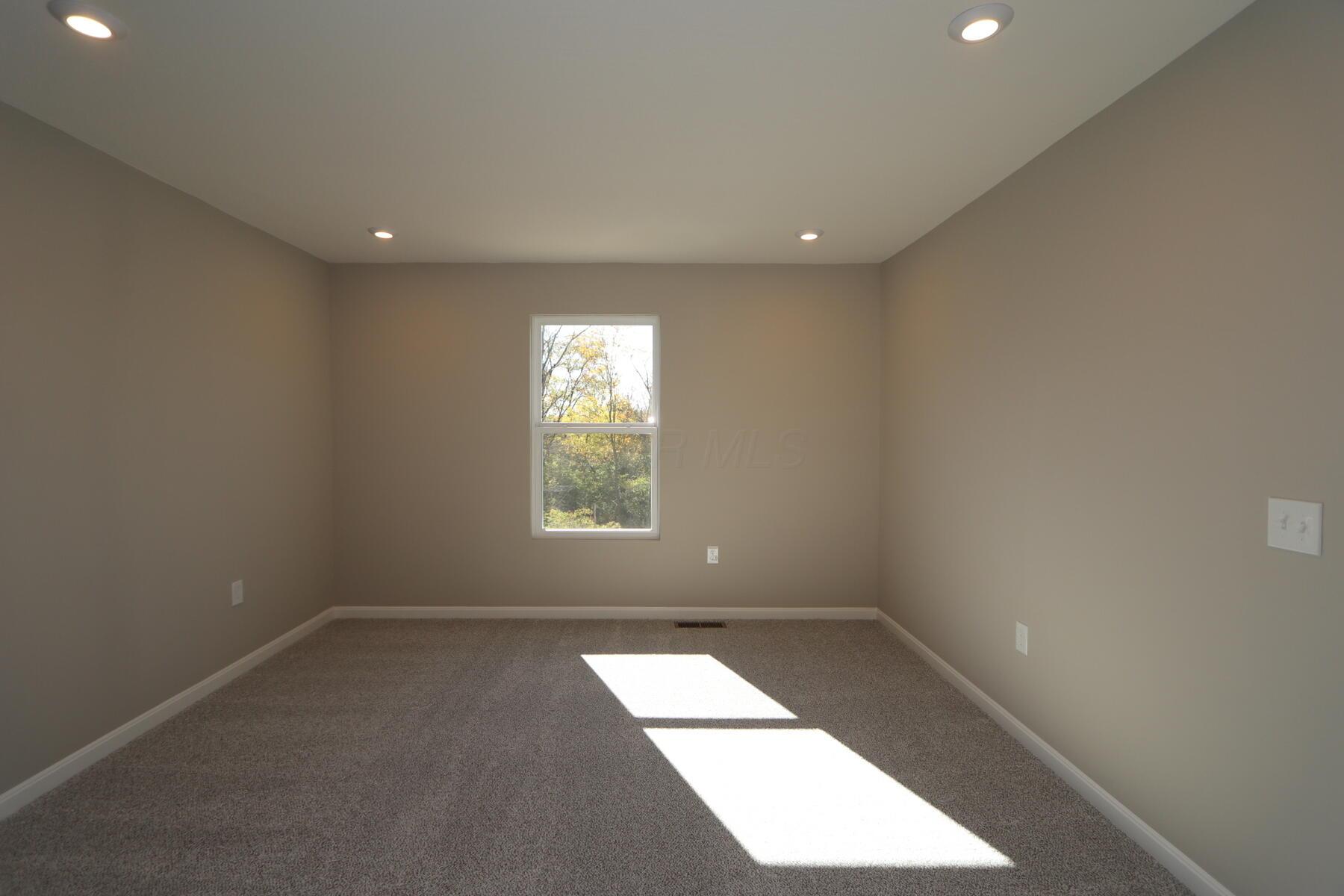 4246 Forestedge Street, Tipp City, Ohio image 14