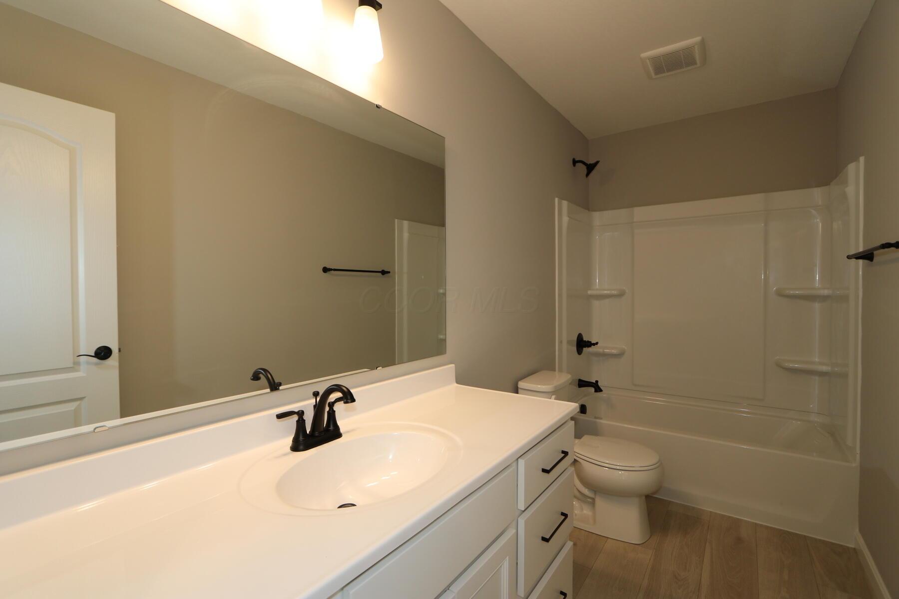 4246 Forestedge Street, Tipp City, Ohio image 13