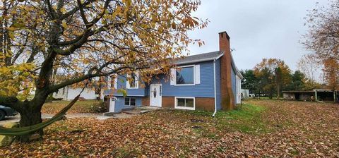 Photo of 18660 County Road 20, Forest, OH 45843 (MLS # 225045538)