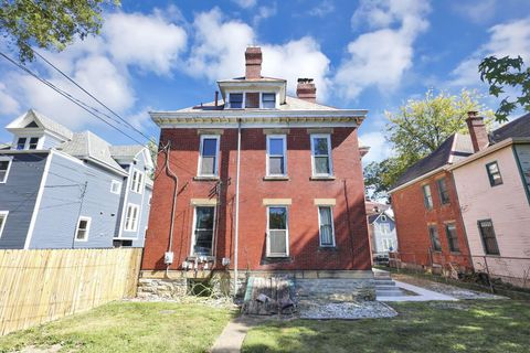 Tiny photo for 711 Oakwood Avenue, Columbus, OH 43205 (MLS # 225037508)