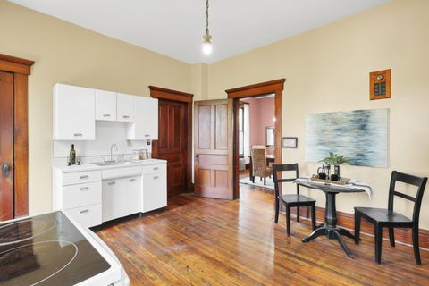 Tiny photo for 711 Oakwood Avenue, Columbus, OH 43205 (MLS # 225037508)