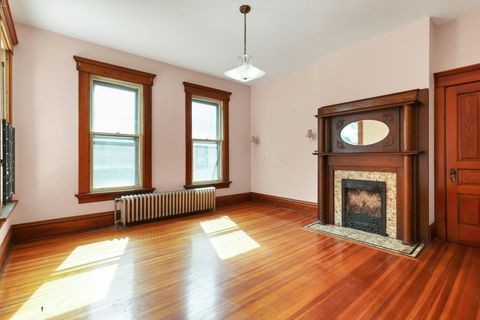 Tiny photo for 711 Oakwood Avenue, Columbus, OH 43205 (MLS # 225037508)