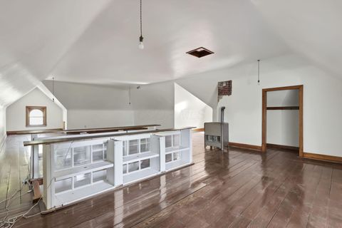 Tiny photo for 711 Oakwood Avenue, Columbus, OH 43205 (MLS # 225037508)