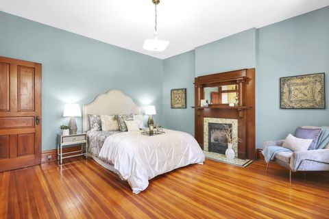 Tiny photo for 711 Oakwood Avenue, Columbus, OH 43205 (MLS # 225037508)