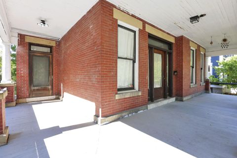 Tiny photo for 711 Oakwood Avenue, Columbus, OH 43205 (MLS # 225037508)