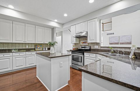 Tiny photo for 5712 Buckeye Parkway Parkway, Grove City, OH 43123 (MLS # 225037599)