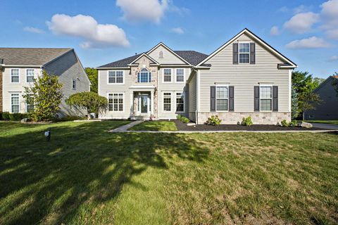 Photo of 5712 Buckeye Parkway Parkway, Grove City, OH 43123 (MLS # 225037599)
