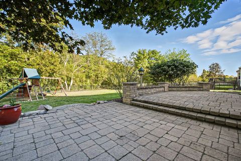 Tiny photo for 5712 Buckeye Parkway Parkway, Grove City, OH 43123 (MLS # 225037599)