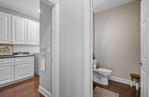 Tiny photo for 5712 Buckeye Parkway Parkway, Grove City, OH 43123 (MLS # 225037599)