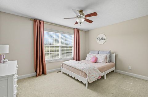 Tiny photo for 5712 Buckeye Parkway Parkway, Grove City, OH 43123 (MLS # 225037599)