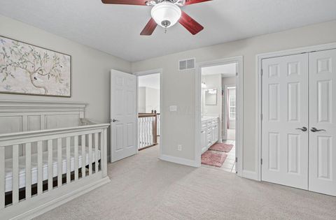 Tiny photo for 5712 Buckeye Parkway Parkway, Grove City, OH 43123 (MLS # 225037599)