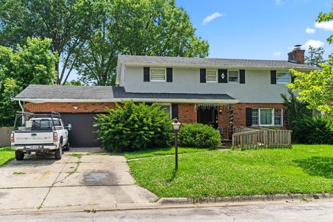 Photo of 1394 Yorktown Road, Columbus, OH 43232 (MLS # 226024977)