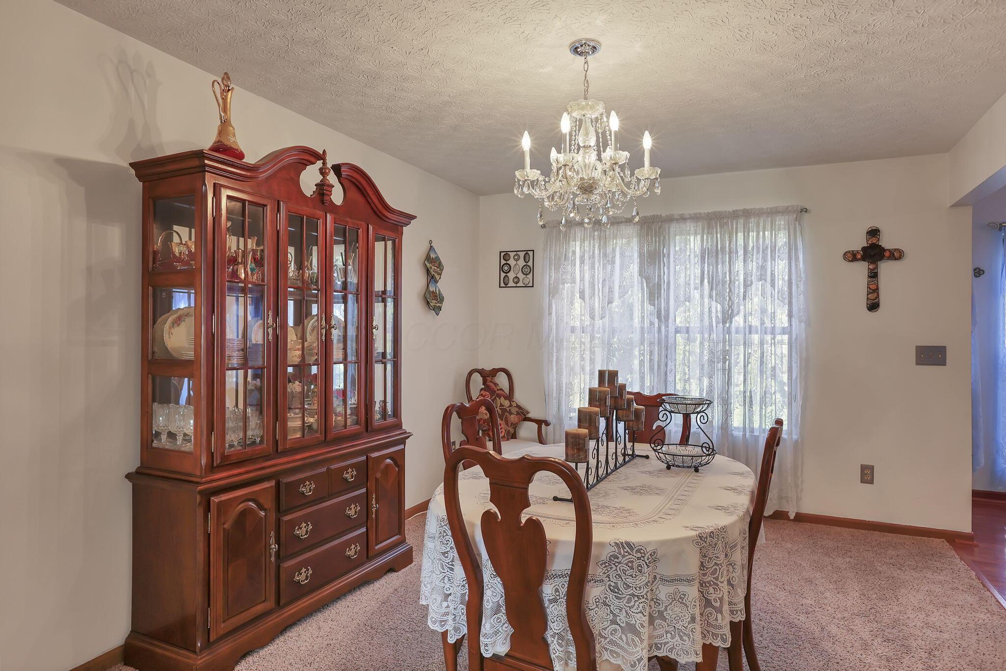 6324 Rossmore Lane, Canal Winchester, Ohio image 18