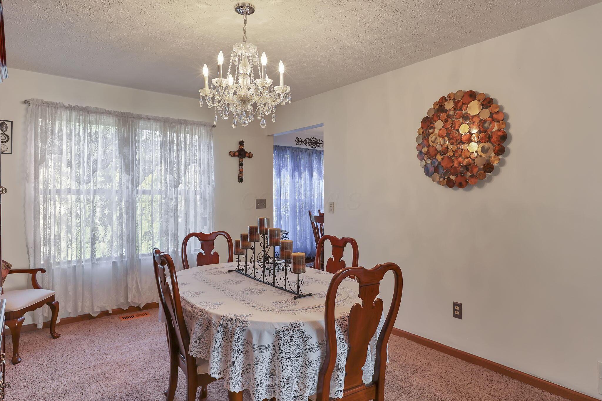 6324 Rossmore Lane, Canal Winchester, Ohio image 17