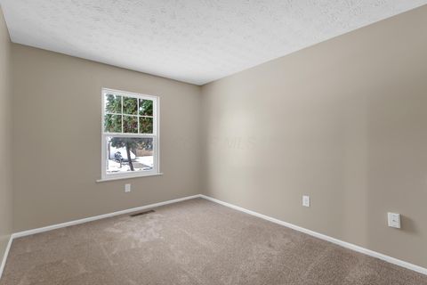 Tiny photo for 1607 Red Leaf Lane, Columbus, OH 43223 (MLS # 225044964)