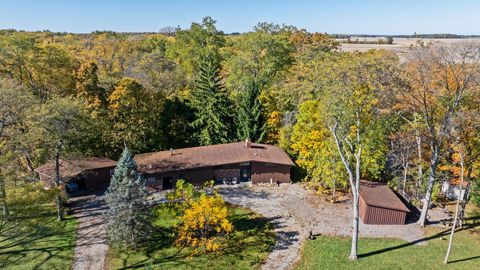 Photo of 2666 County Road 156, Cardington, OH 43315 (MLS # 225040451) Photo of 2666 County Road 156, Cardington, OH 43315 (MLS # 225040451)