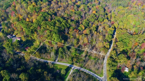 MCGRERY RD SE LOT 4, LANCASTER, OH 43130 - Image f741fcdd2fe9b1bd07aac3f2f5f6bd4f/1323004001