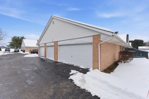 Tiny photo for 1001 Kingsbury Court, Newark, OH 43055 (MLS # 226003197)