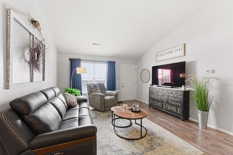 Tiny photo for 1001 Kingsbury Court, Newark, OH 43055 (MLS # 226003197)