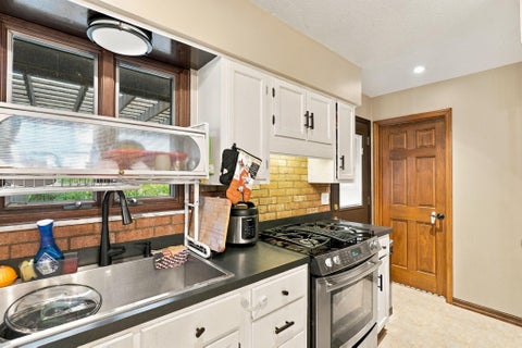Tiny photo for 1765 Ivyhill Loop N, Columbus, OH 43229 (MLS # 226040005)