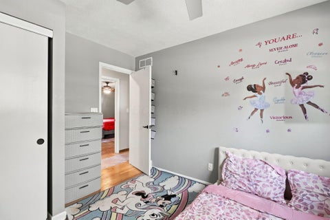 Tiny photo for 1765 Ivyhill Loop N, Columbus, OH 43229 (MLS # 226040005)