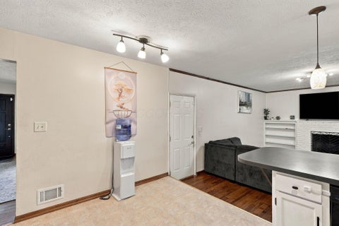 Tiny photo for 1765 Ivyhill Loop N, Columbus, OH 43229 (MLS # 226040005)
