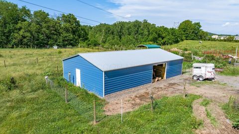 Tiny photo for 400 N Vernon Avenue, Newark, OH 43055 (MLS # 226021839)
