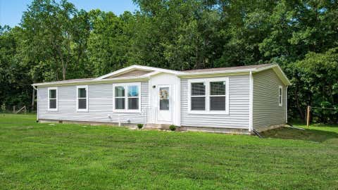 Tiny photo for 400 N Vernon Avenue, Newark, OH 43055 (MLS # 226021839)