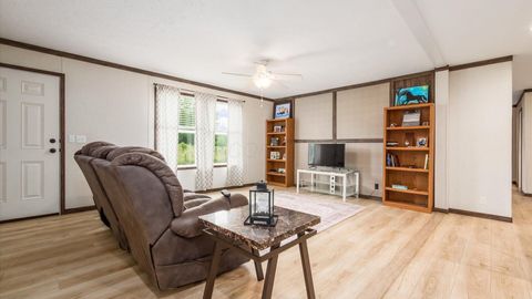 Tiny photo for 400 N Vernon Avenue, Newark, OH 43055 (MLS # 226021839)