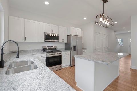 Tiny photo for 162 W Locust Street, Newark, OH 43055 (MLS # 226036548)