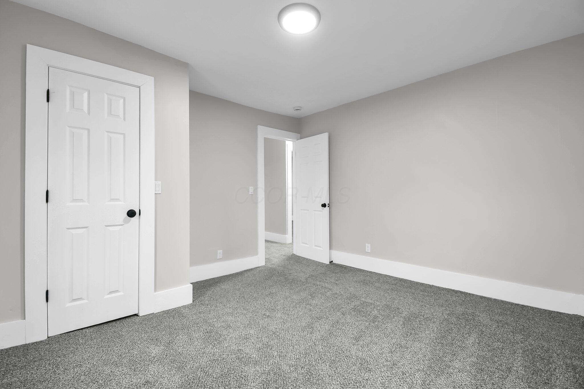 44 W 4th Street, Fredericktown, Ohio image 22