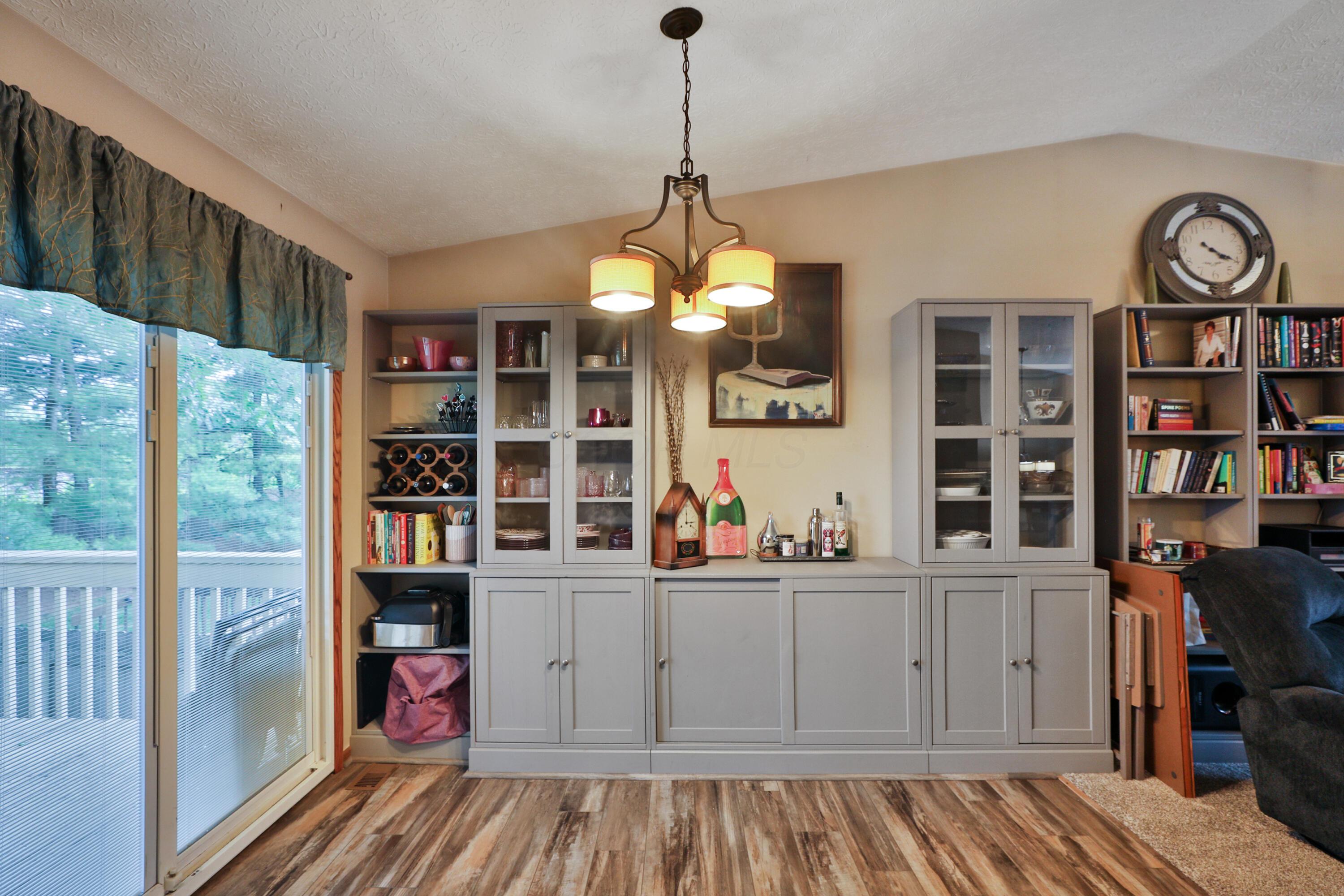412 Greencamp Drive, Columbus, Ohio image 12