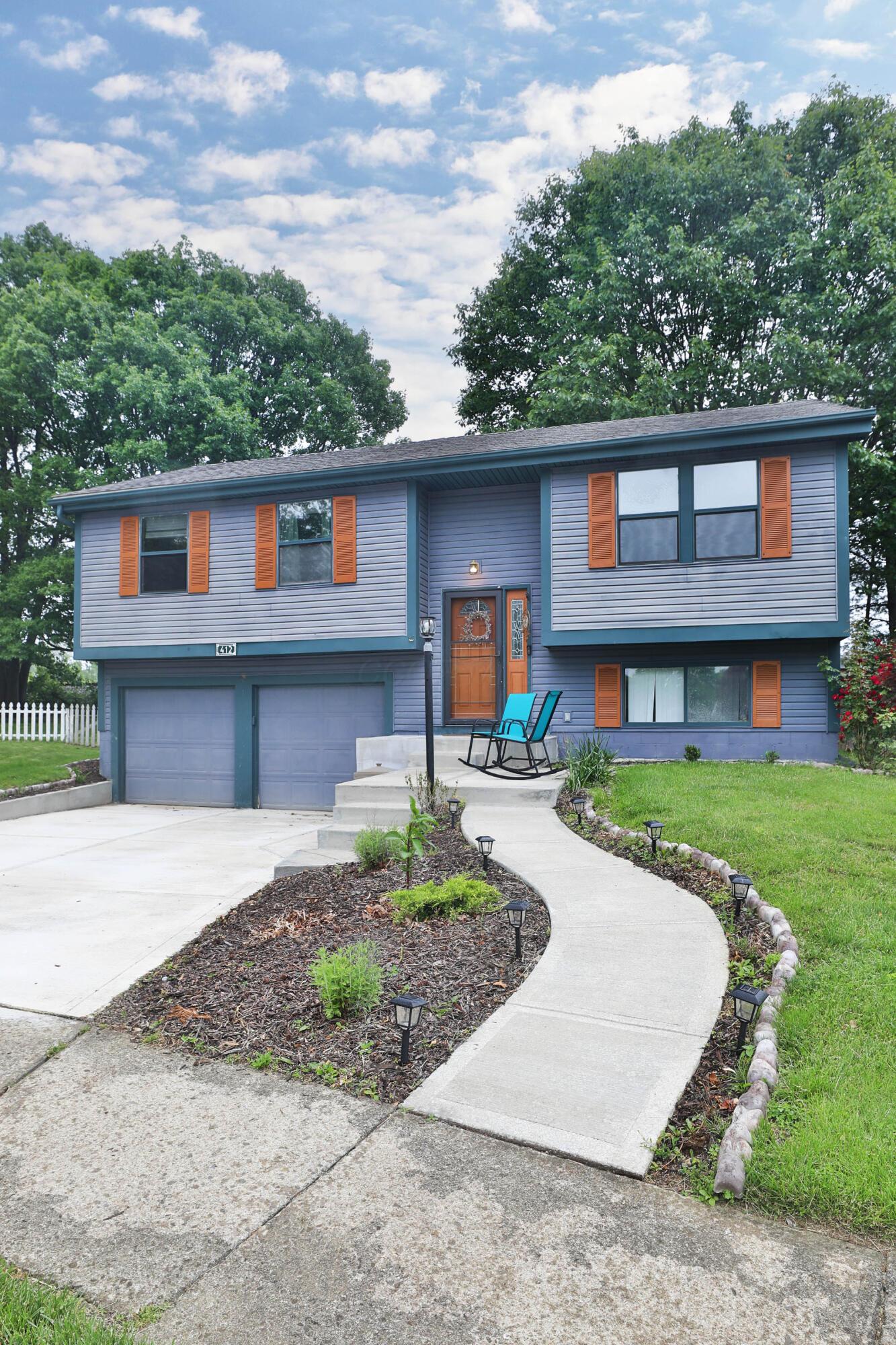 412 Greencamp Drive, Columbus, Ohio image 2