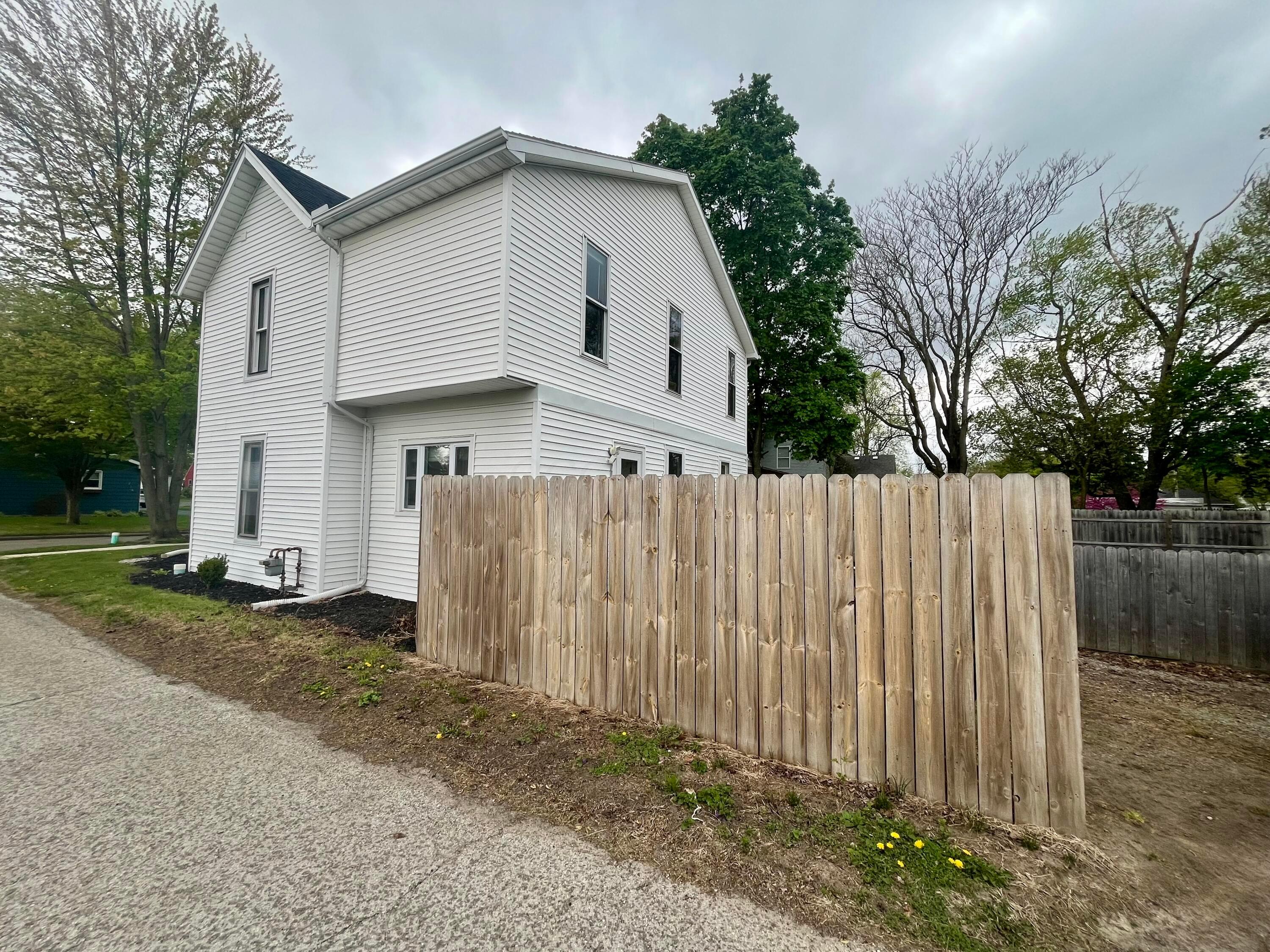 215 Ada Avenue, Bowling Green, Ohio image 4