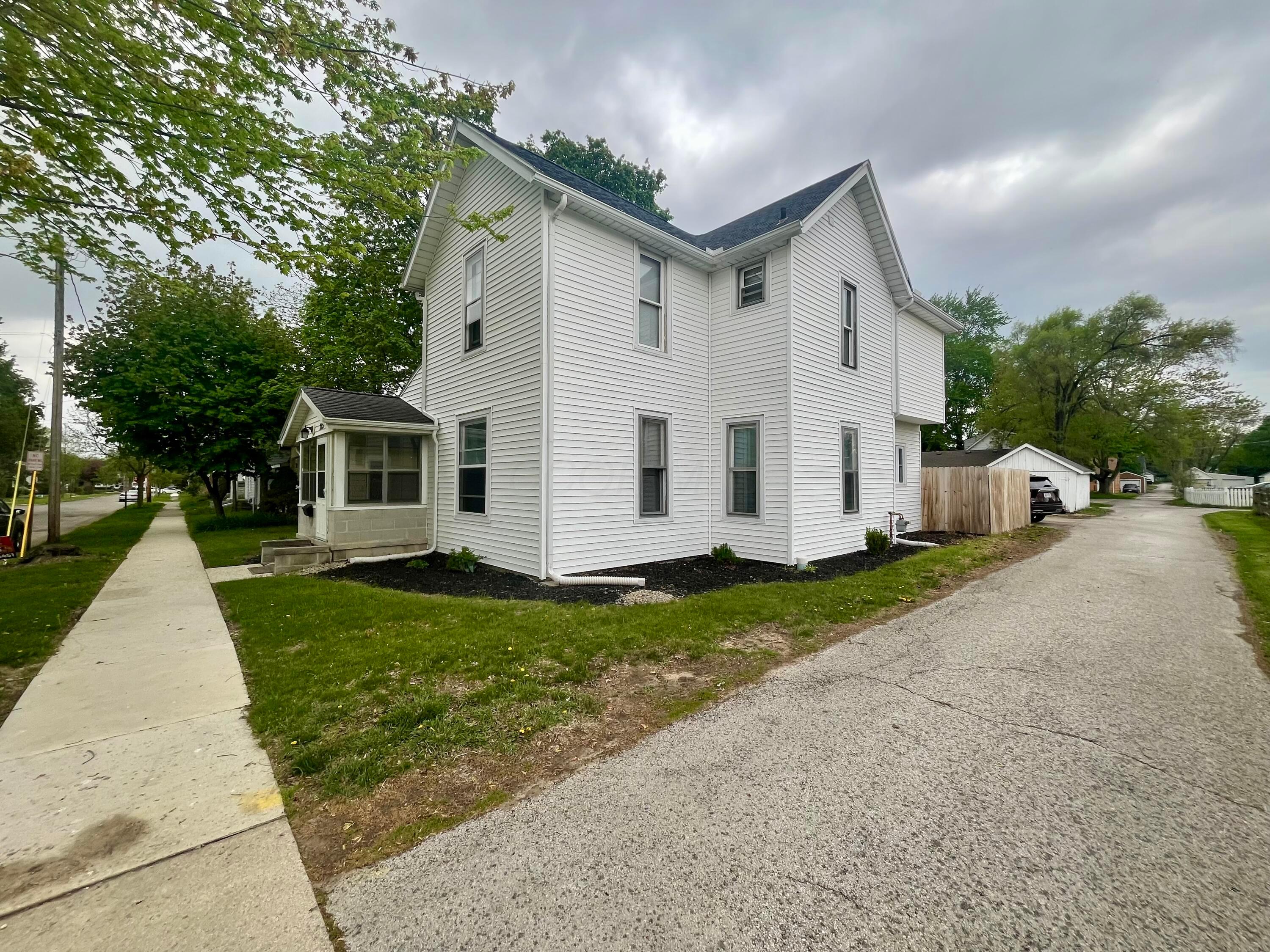 215 Ada Avenue, Bowling Green, Ohio image 3